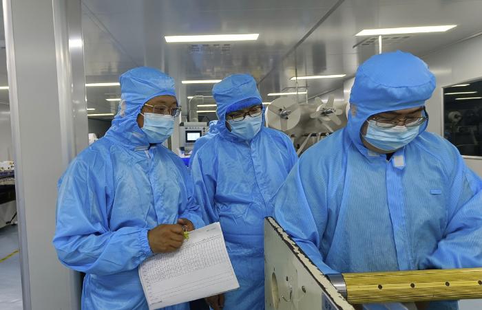 山东省药监局第三分局对无菌敷贴类医疗器械企业开展检查